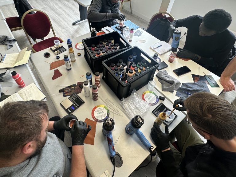 formation renove le cuir en suisse et france