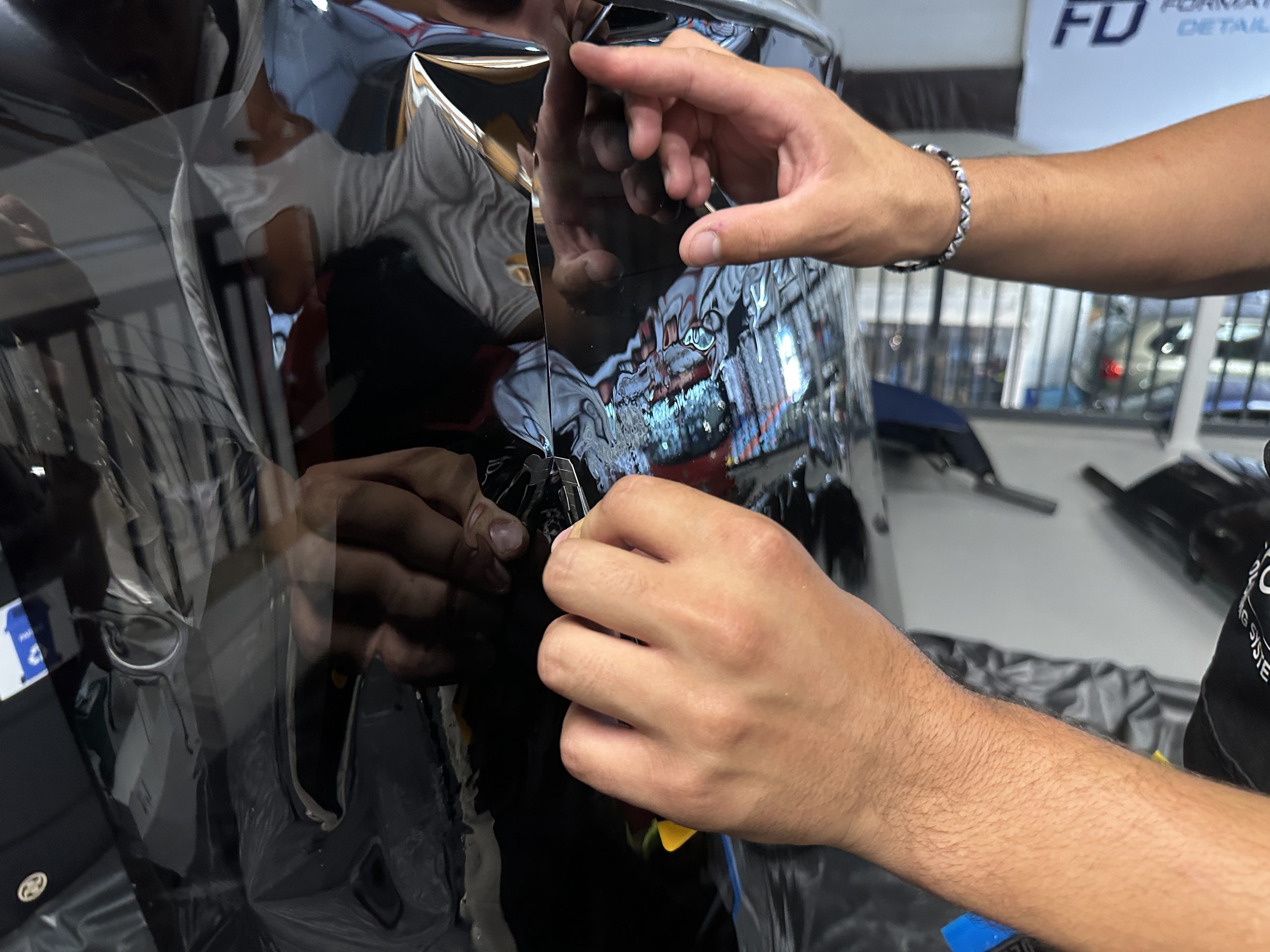 Formation pose de vitres teintées automobile – 3 jours intensifs pour professionnels en Suisse